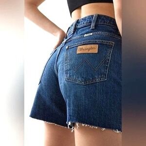 NEW Wrangler High Rise Cowboy Shorts Womens 31 Cowgirl Cut offs Frayed 5" Inseam